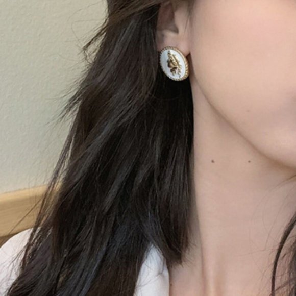 ❤️Last one💙Roman Knight Prince King Stud Earrings - Picture 9 of 11